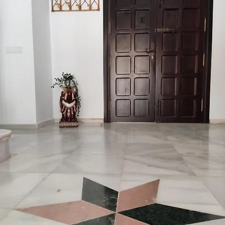 Casa Vega Фуэнхирола