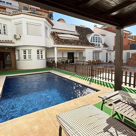 Casa Vega Фуэнхирола
